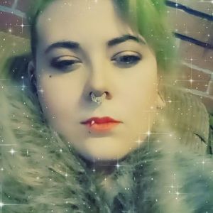 Meet your Posher, Candice